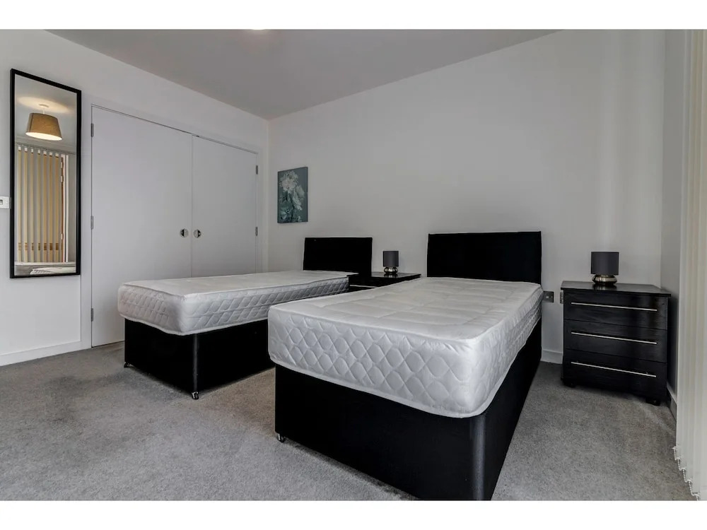 409 Chapel Street · Stylish, Clean 1 Bedroom Flat for 4