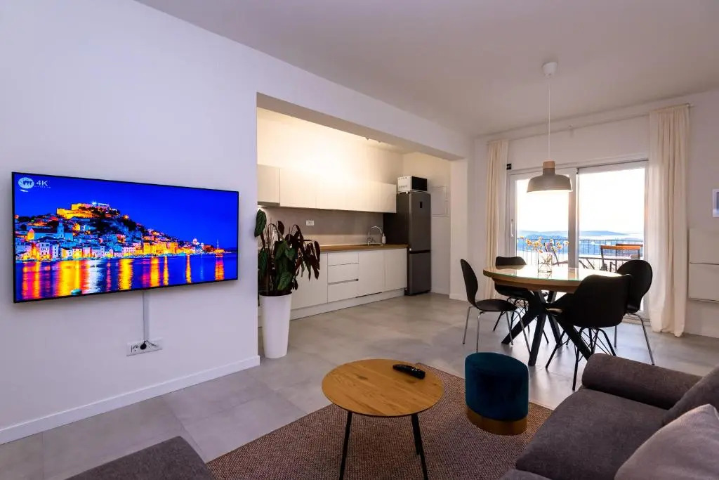 Archipelago Apartment