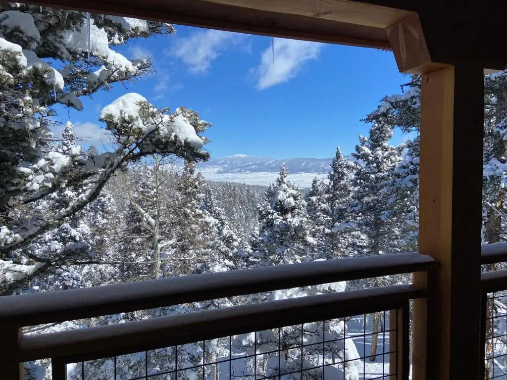 RidgeWalk Treehouse