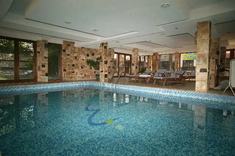 Banderitsa Hotel and Casino