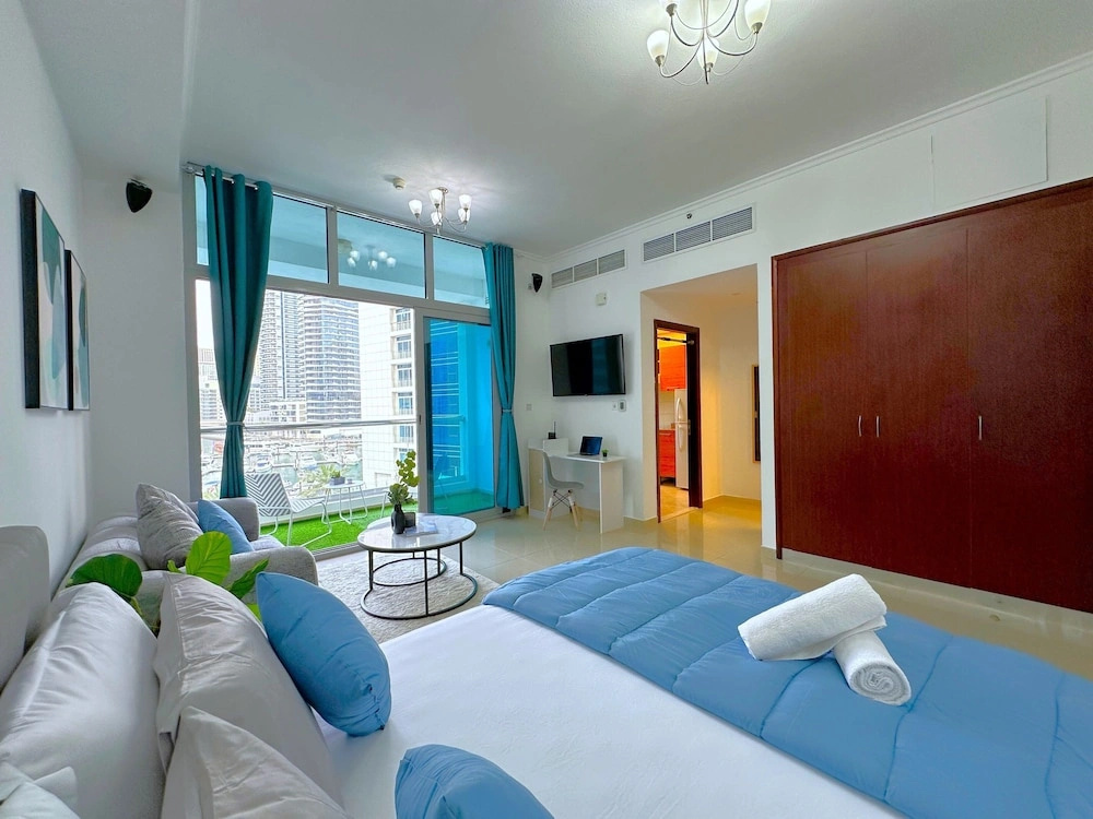 Luxury Brand New Studio