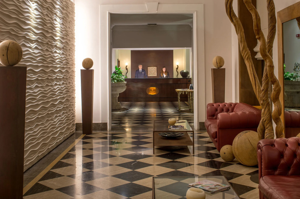 Hotel Federico II Central Palace