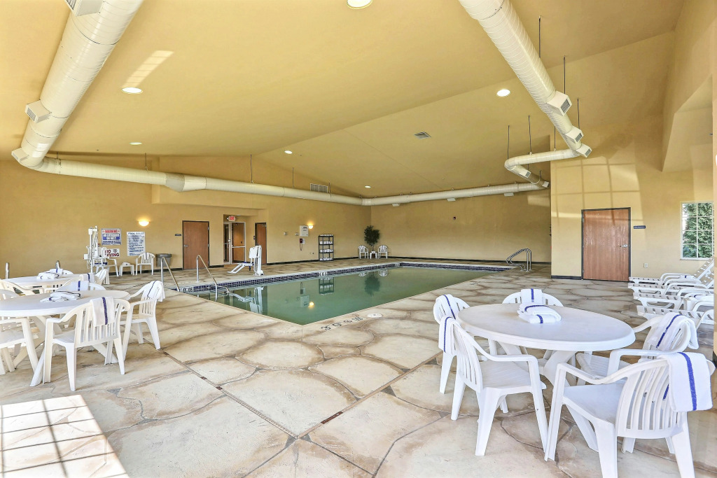 Boarders Inn & Suites by Cobblestone Hotels - Shawano