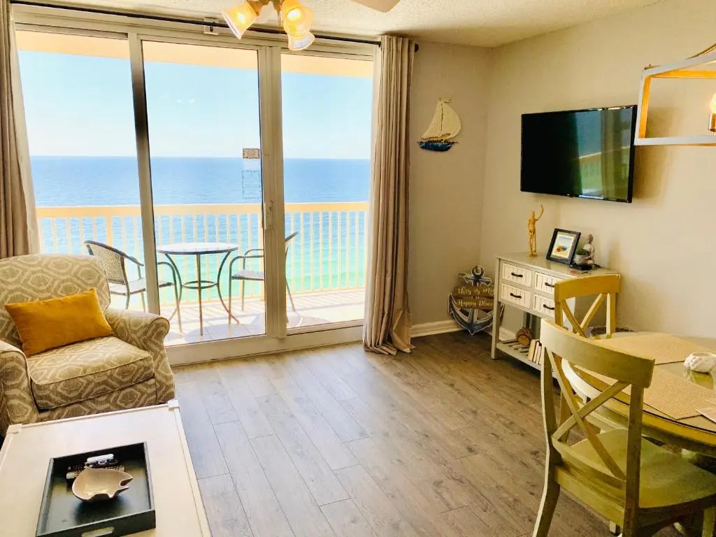 Just Updated - Beachfront Ocean view, 19th Floor