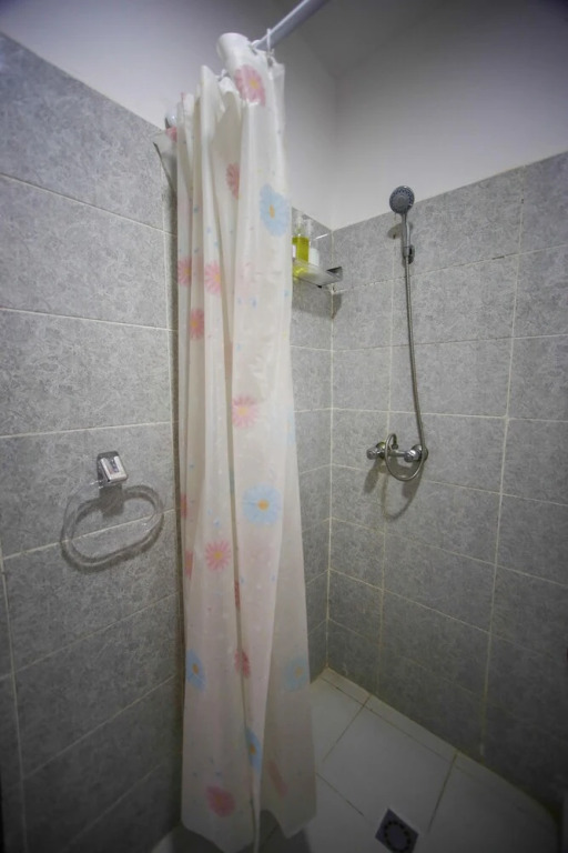 Appartement neuf, entouré de verdure + piscine