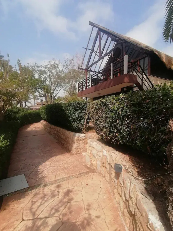 Laguava Resort