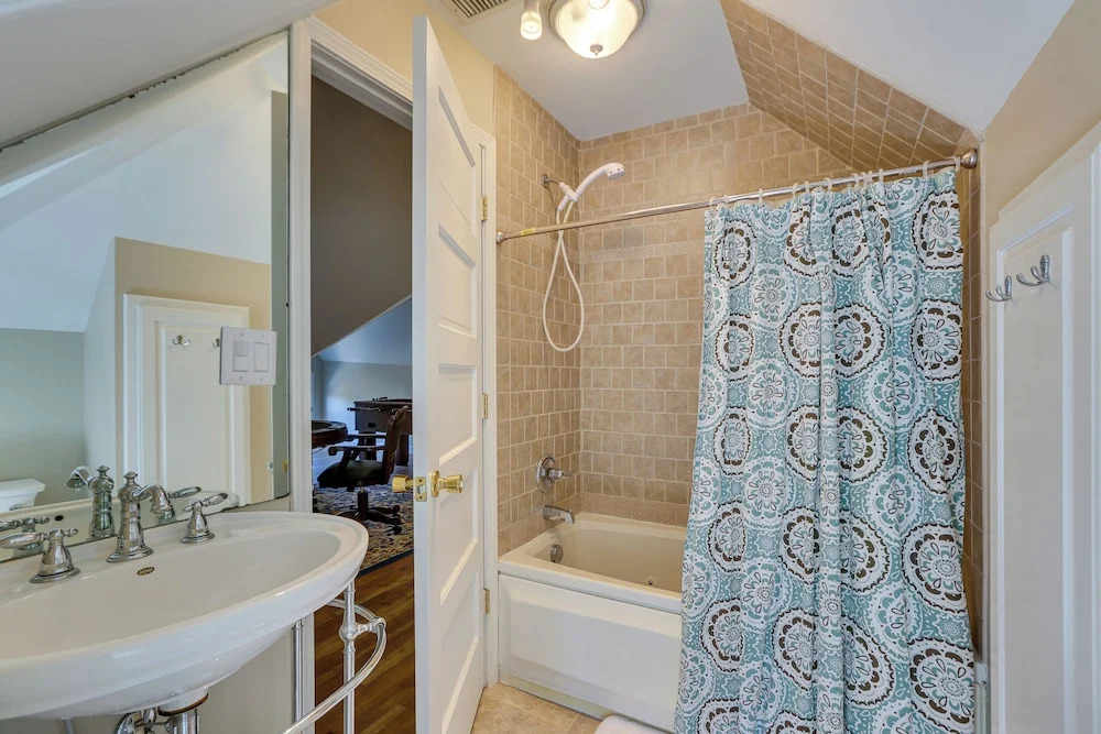 Danville Retreat w/ Hot Tub & Cozy Fireplace!
