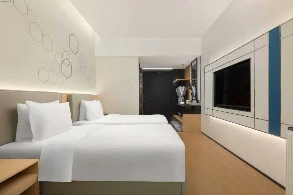 Microtel by Wyndham Haikou Meilan International Airport