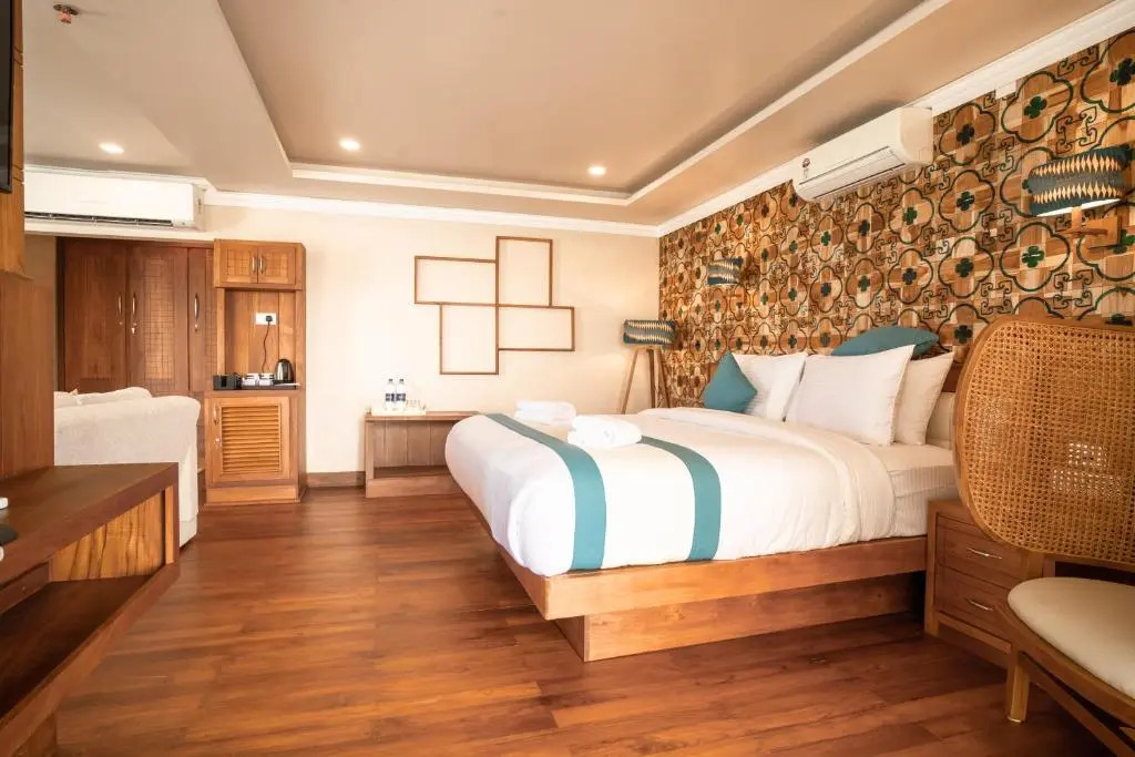 State Beach Resort And Spa