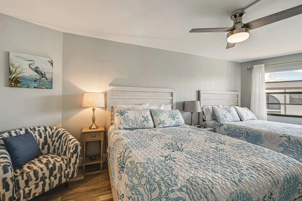 2 Mi to Beach! Unit w/ Pool Access on Marco Island