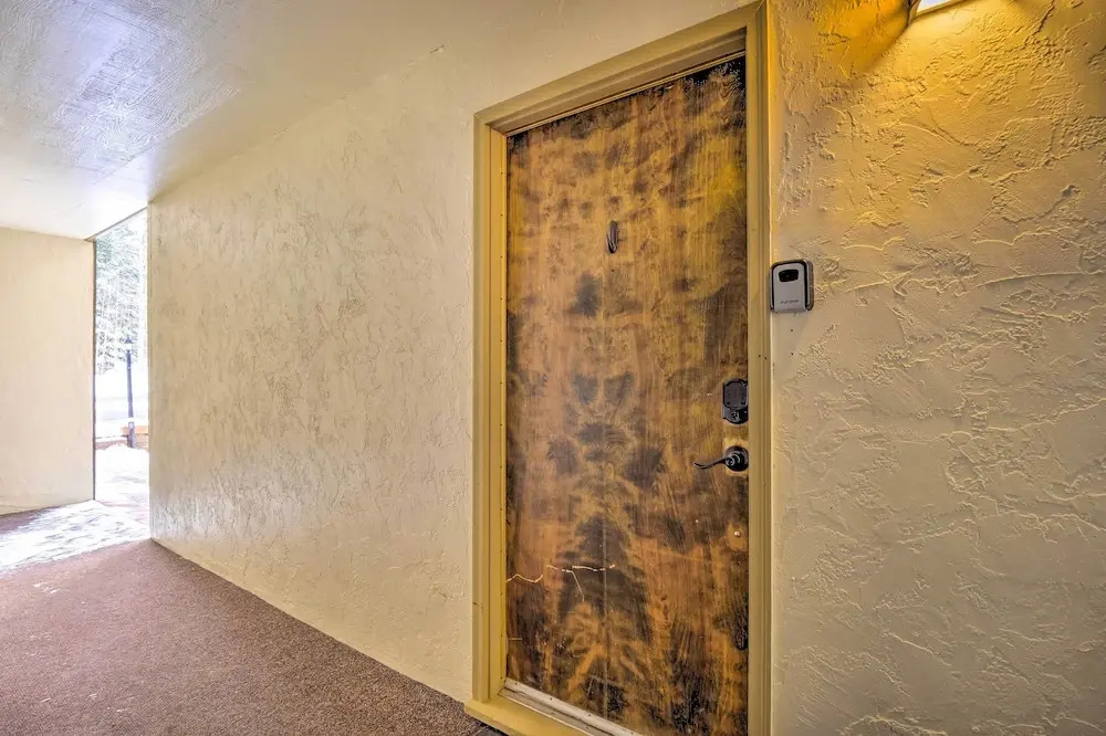 Charming Vail Condo w/ Patio & Mountain Views
