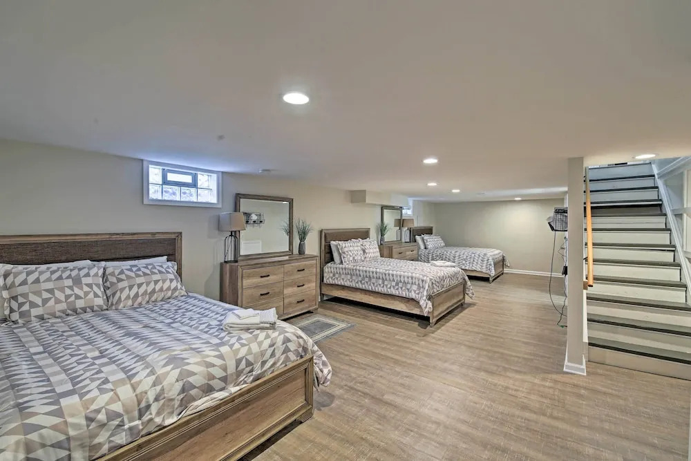 Indianapolis Vacation Rental - Walk to the Ims!