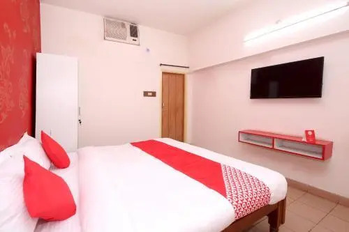 Happy Restaurant by OYO Rooms