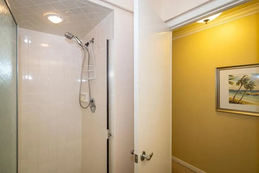 Waters Edge 110N Condo