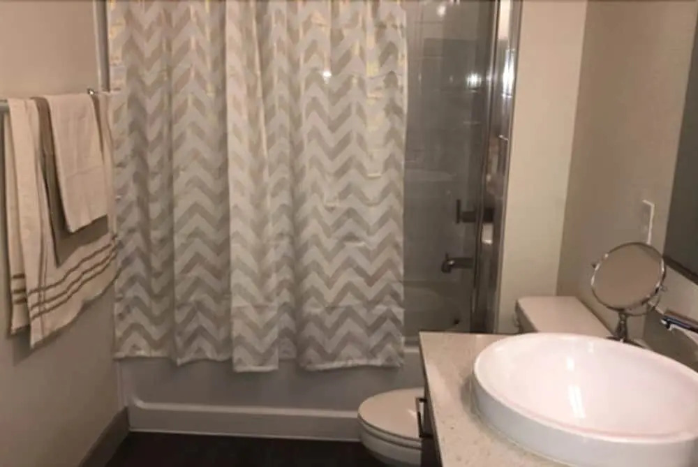Cozy 2 Bedroom Apartment