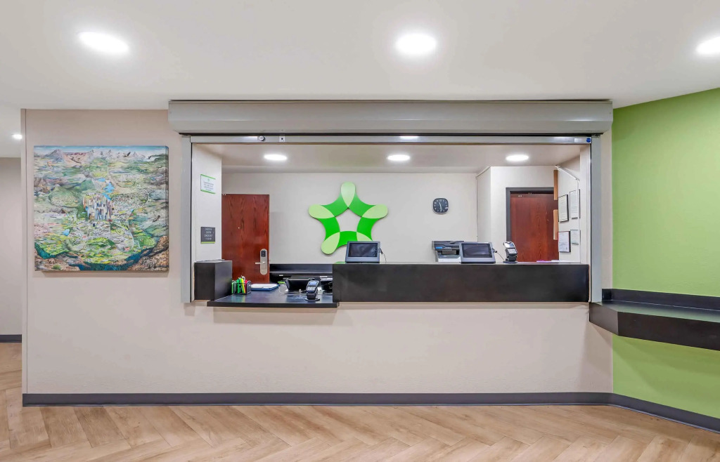 Extended Stay America Suites - St Petersburg - Clearwater - Executive Dr