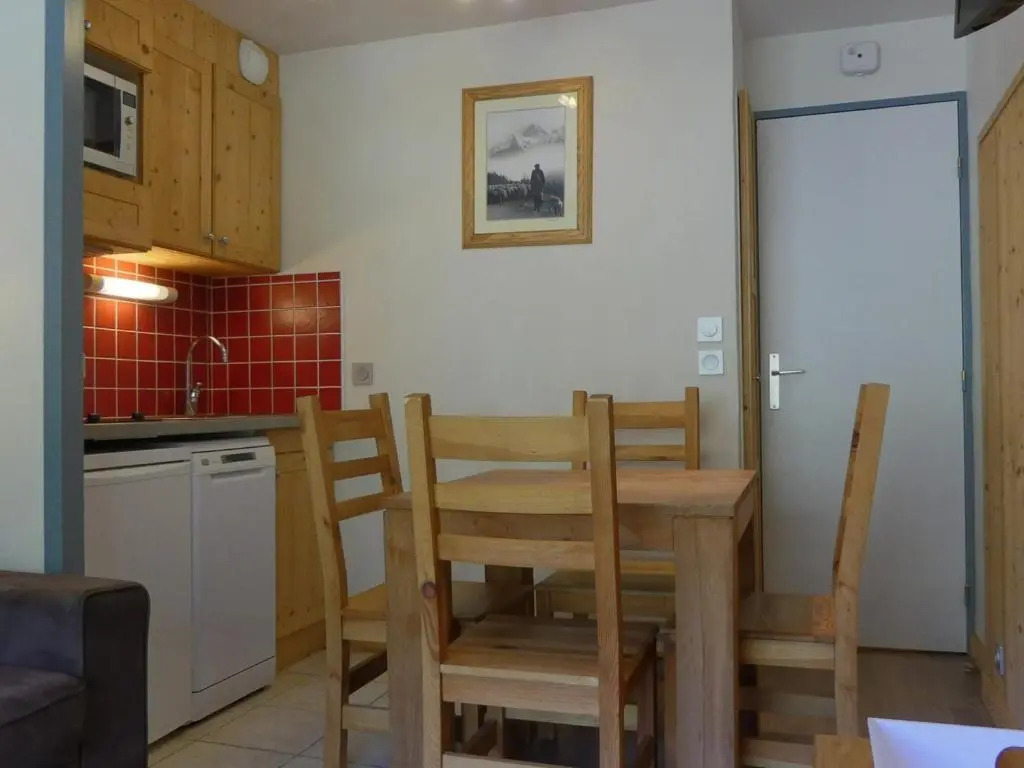 Appartement Méribel, 1 pièce, 4 personnes - FR-1-182-197
