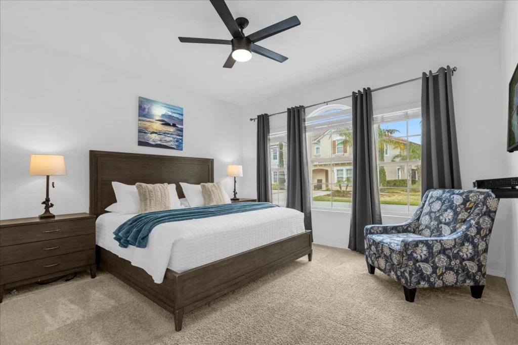 4 Bedrooms 3.5 Bathrooms Solterra 4735 TD