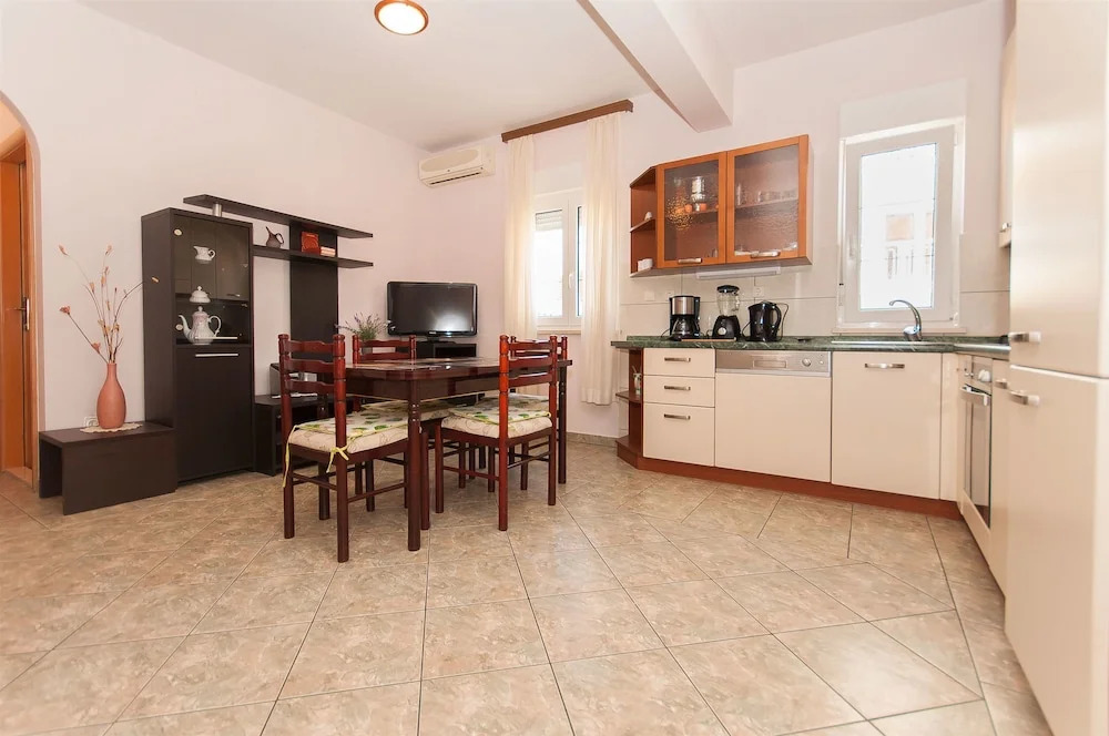 Apartment Pearl Rogoznica