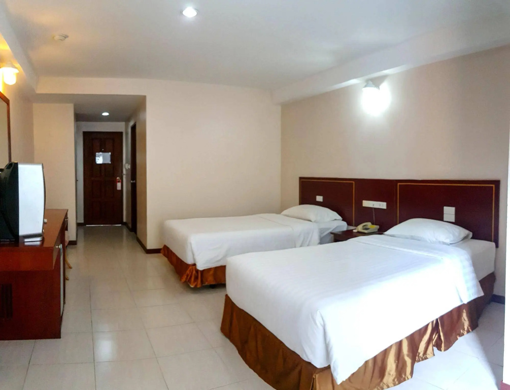 Eastiny Place Hotel