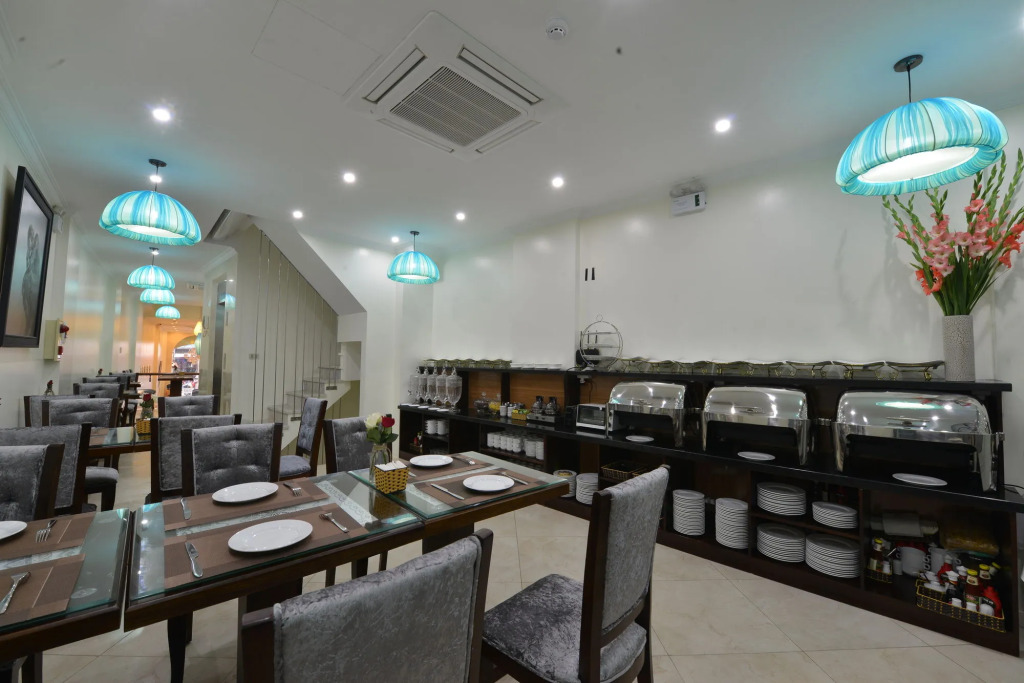 Bella Rosa Hotel & Travel