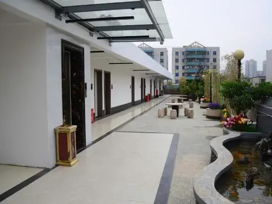 Yijing Hotel