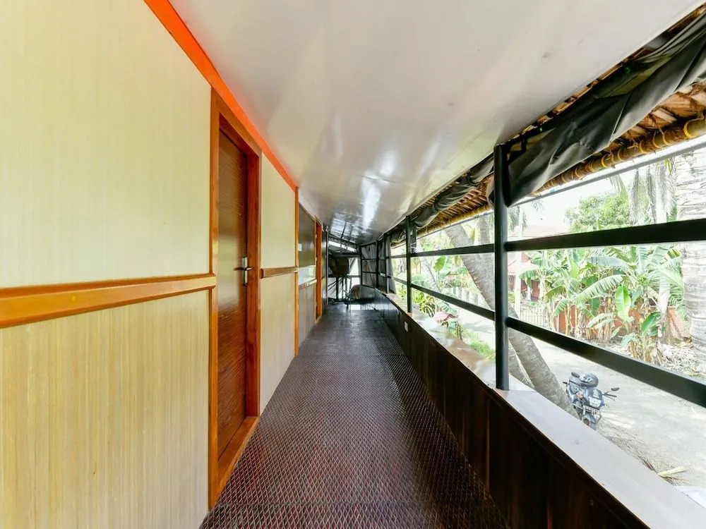 Oyo 24920 Indraprastha Royal Castle Sharing Houseboat