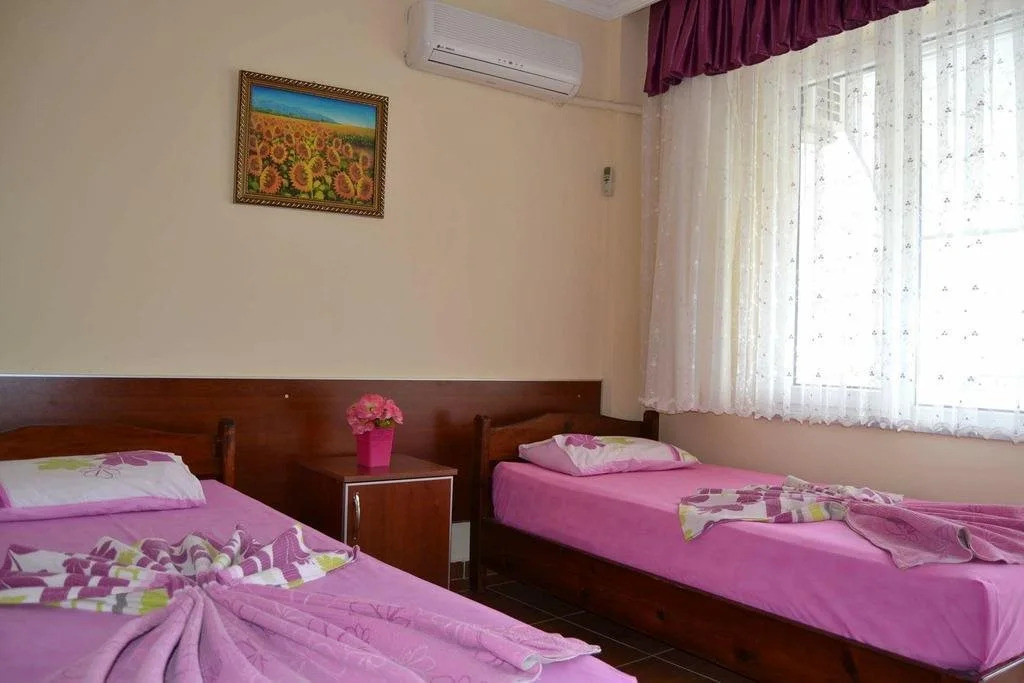 Manyas Suit Motel