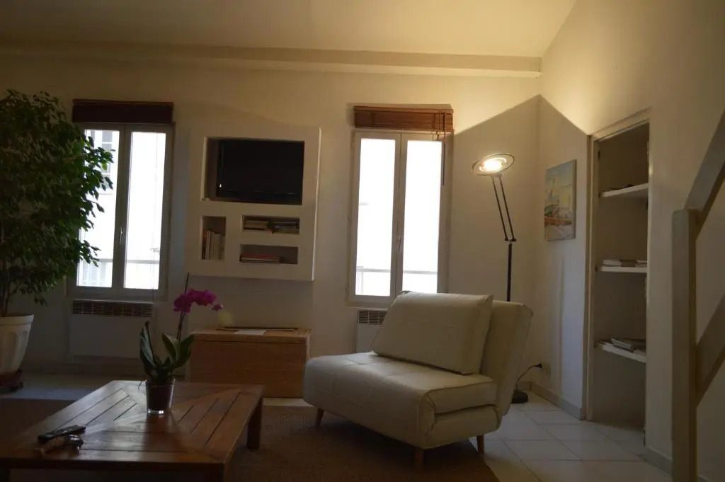 Studio loft avec terrasse centre historique