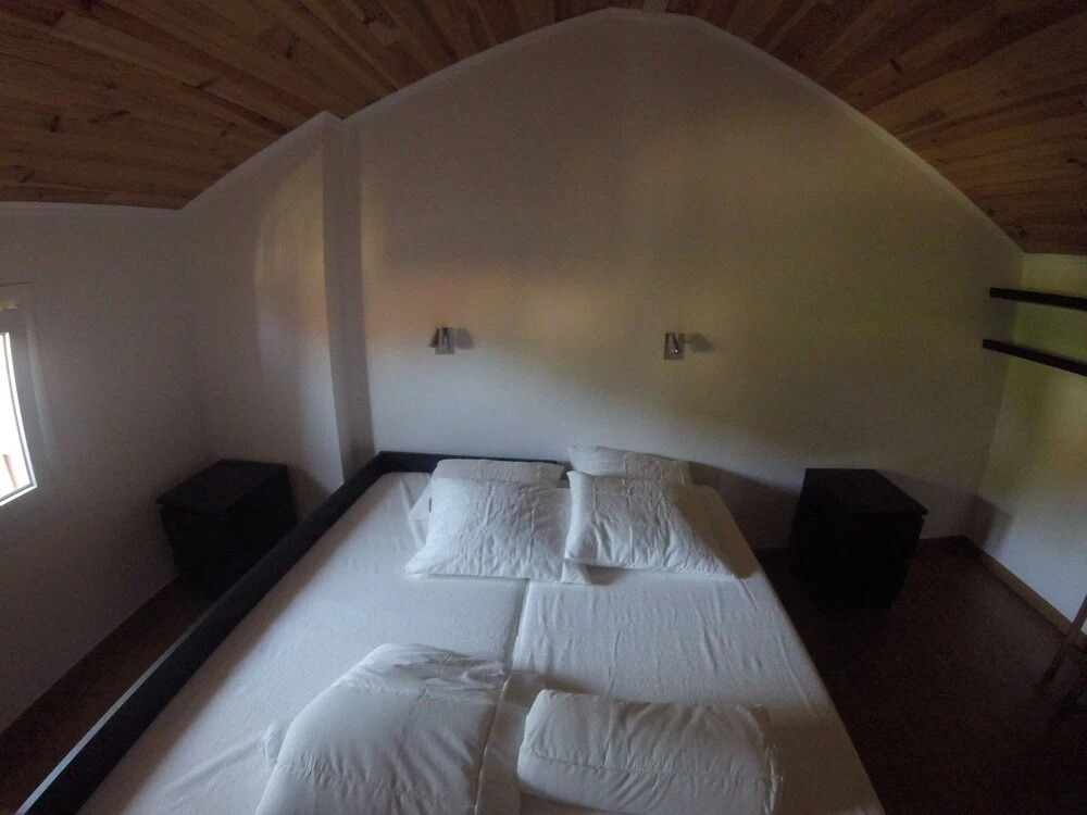 House With 2 Bedrooms in Malveira, With Wonderful Mountain View, Enclo