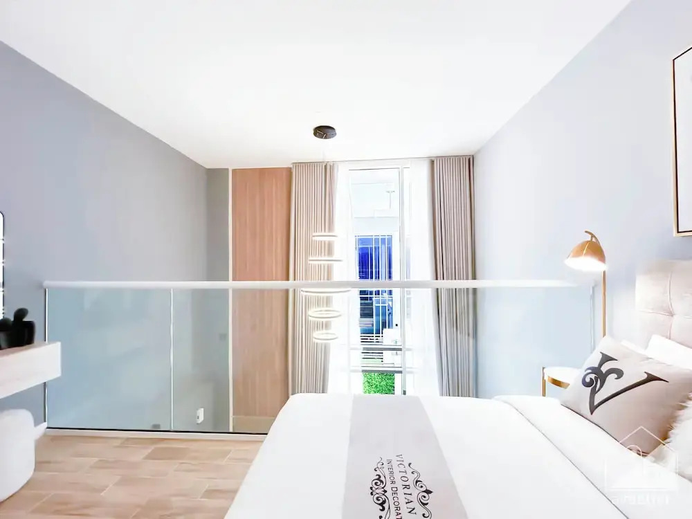 Luxury 1-br Villa in Rukan: Dubai Skyline Views!