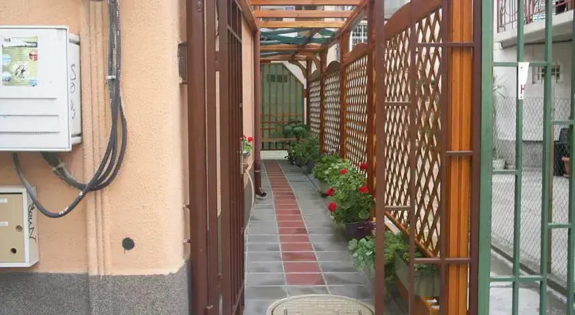 Guest House Diron