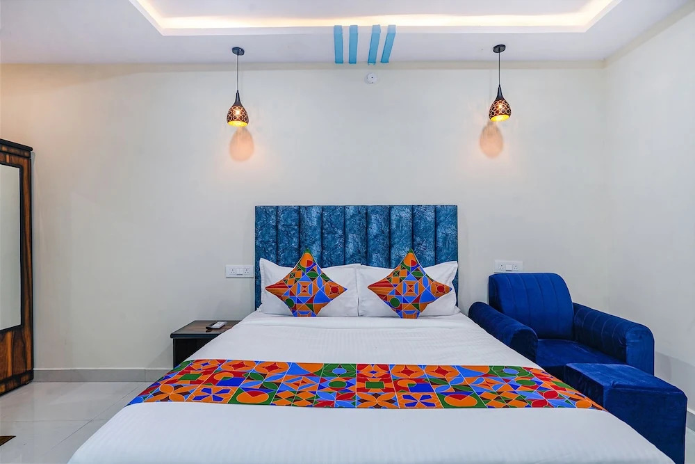 FabHotel Grand Broholic - Nr Hitech City
