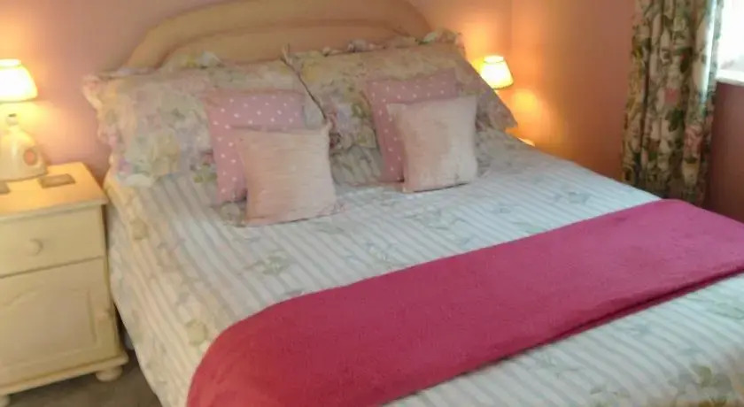 B&B Brookside Cottage