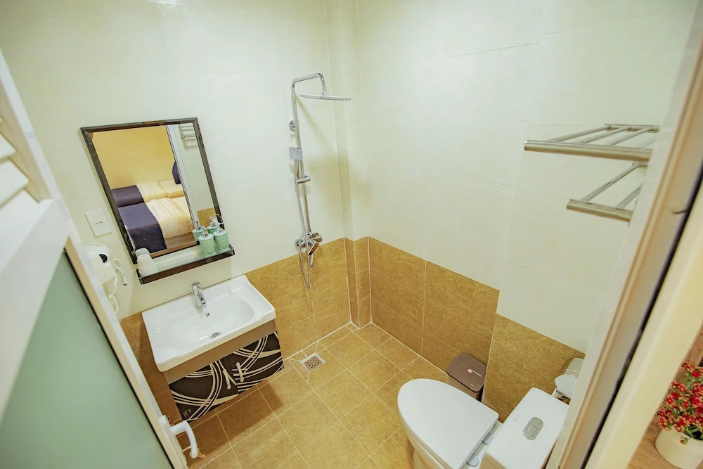 Khánh Uyên 1 Hotel