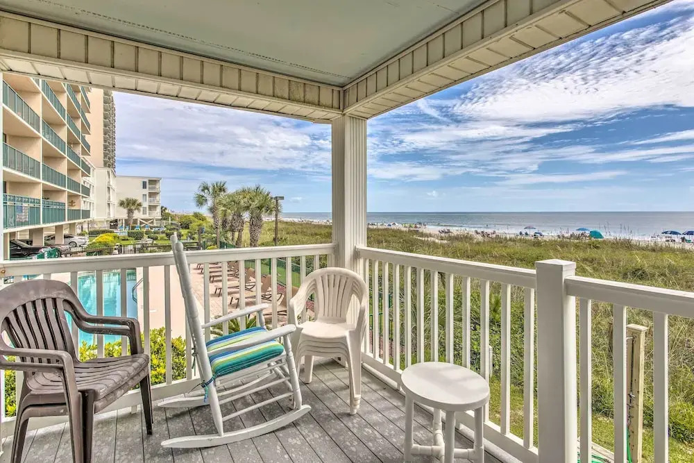 Sunny Windy Hill Beachfront Condo w/ Private Patio, North Myrtle Beach