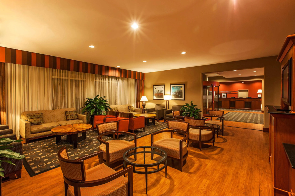 Hampton Inn New York - LaGuardia Airport