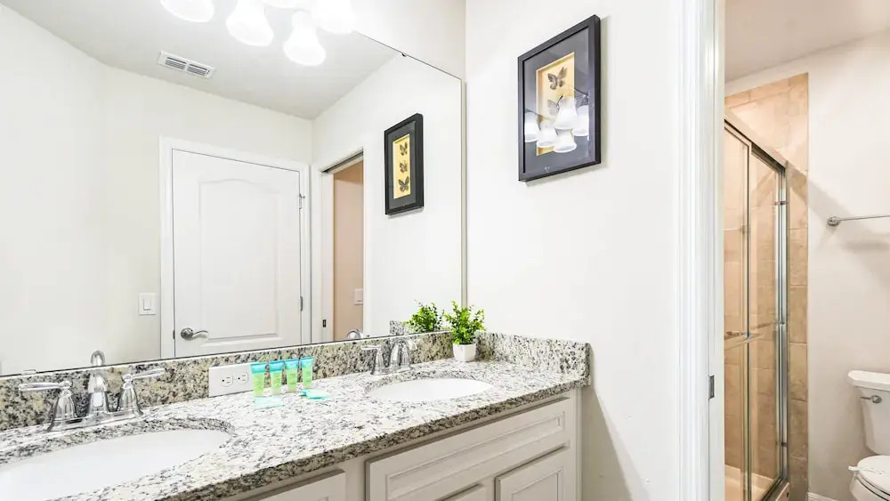 7BR Pool LAKE VIEW! Solterra Resort Family Villa