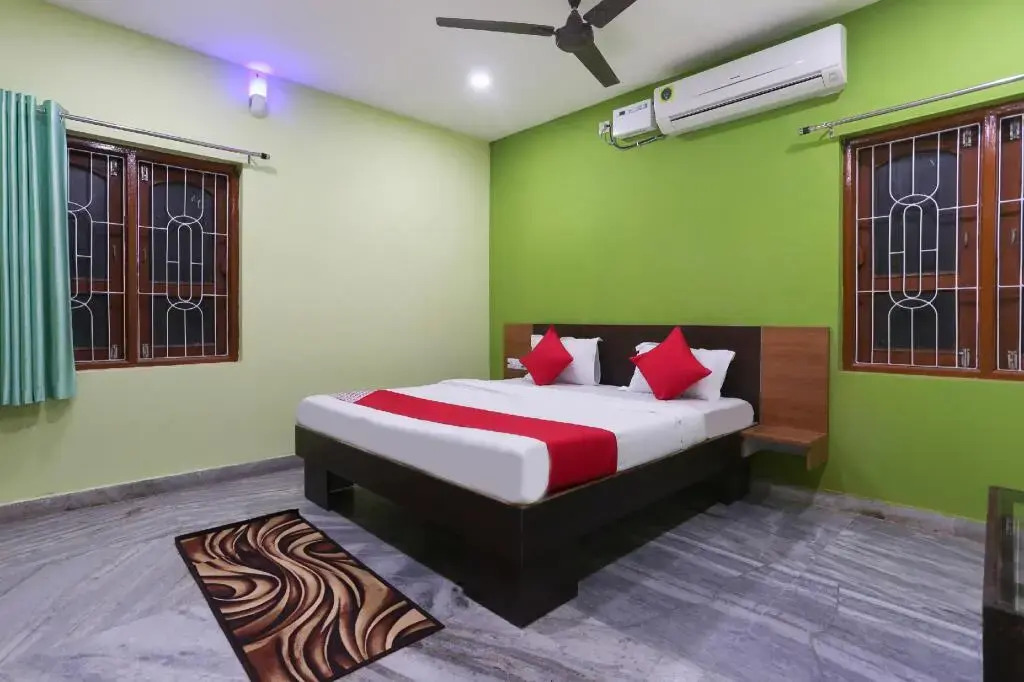 New Castle Inn by OYO Rooms