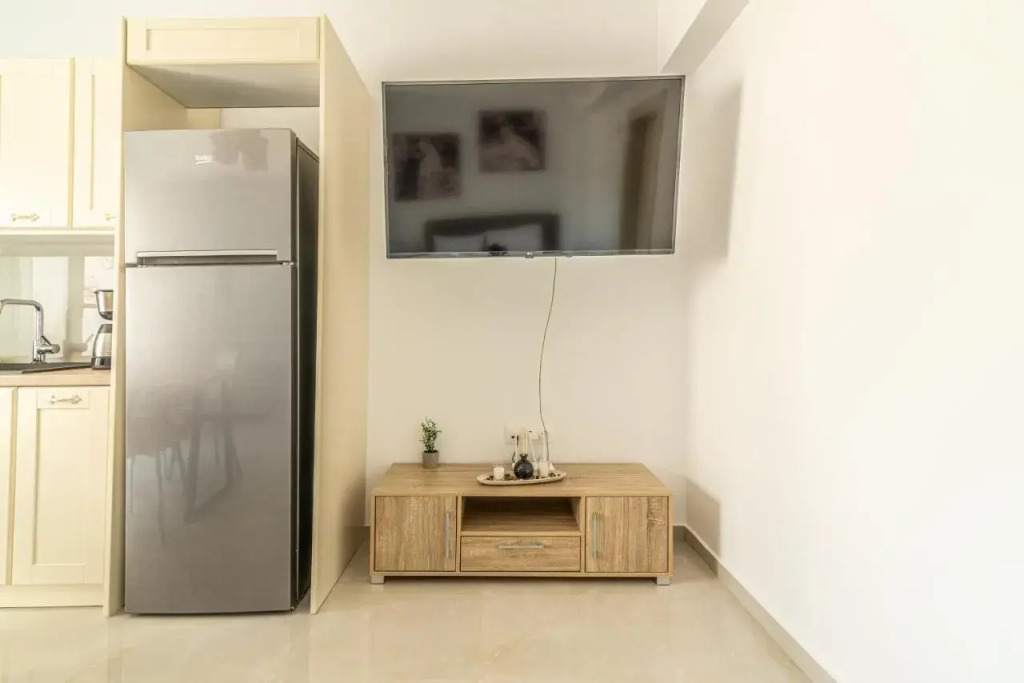 Elegant Suite 2 near the Beach