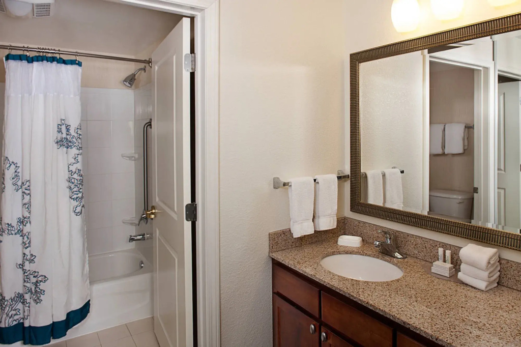 Residence Inn Long Island Holtsville