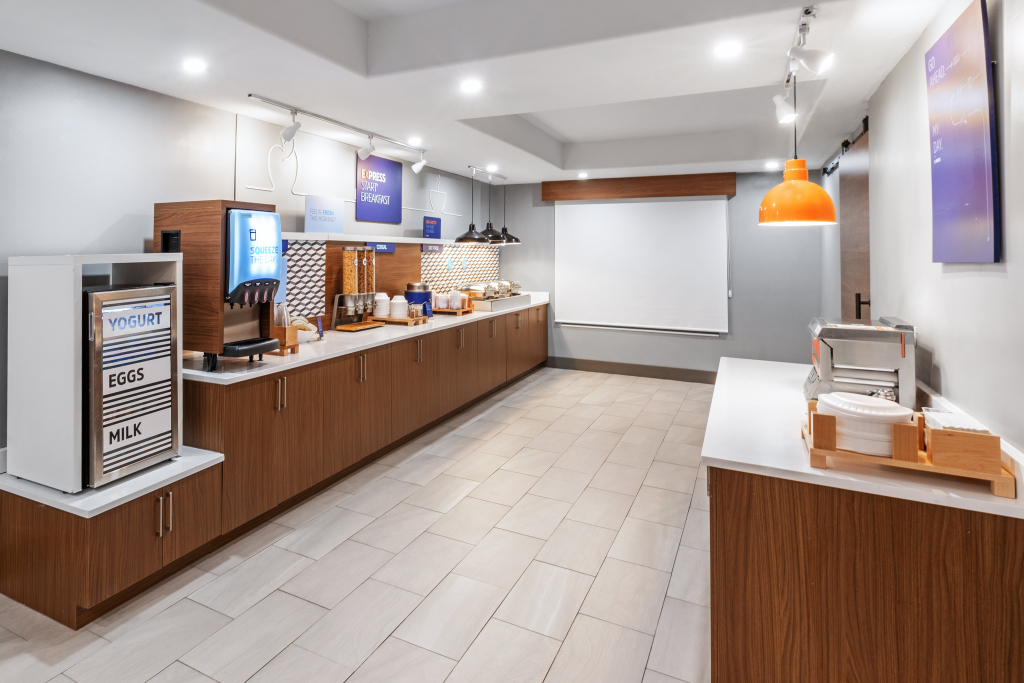 Holiday Inn Express and Suites Henderson by IHG