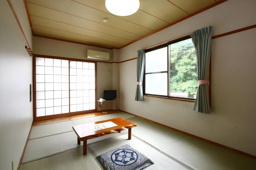 Minshuku Takesugi