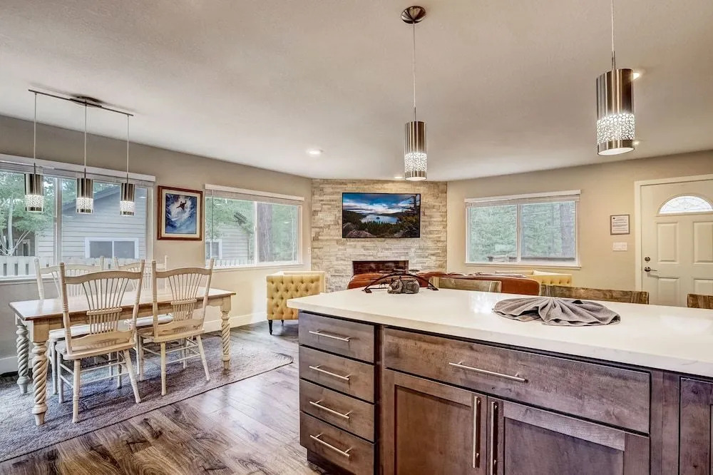 Grizzly Cottage