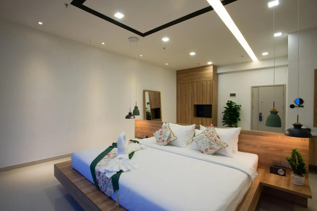 The Snowbell Hotel & Spa at The Bridge
