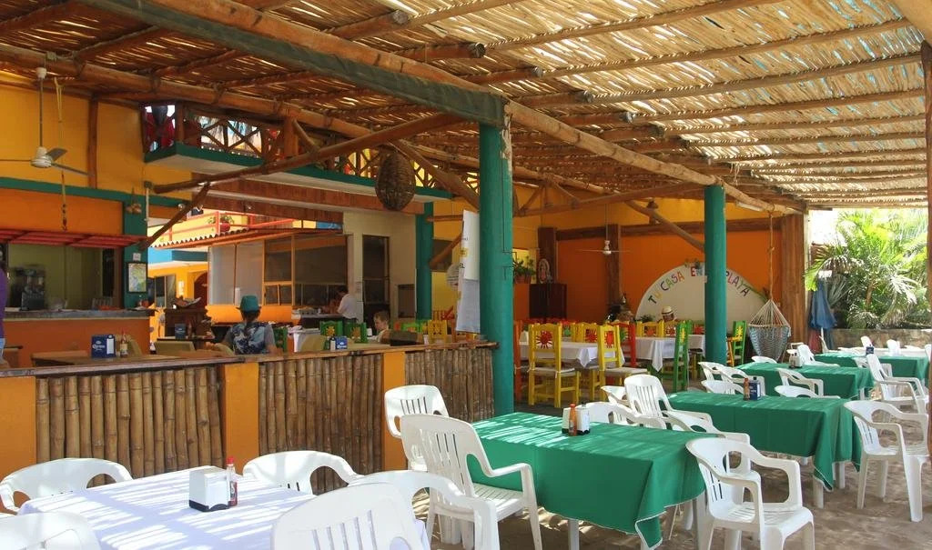 Las Brisas Hotel & Restaurant