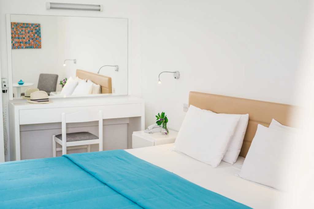 Nissi Park Hotel