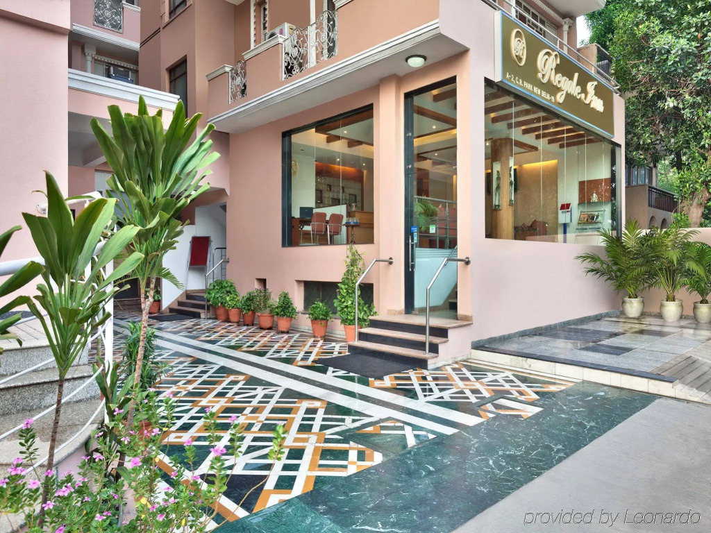Regale Inn