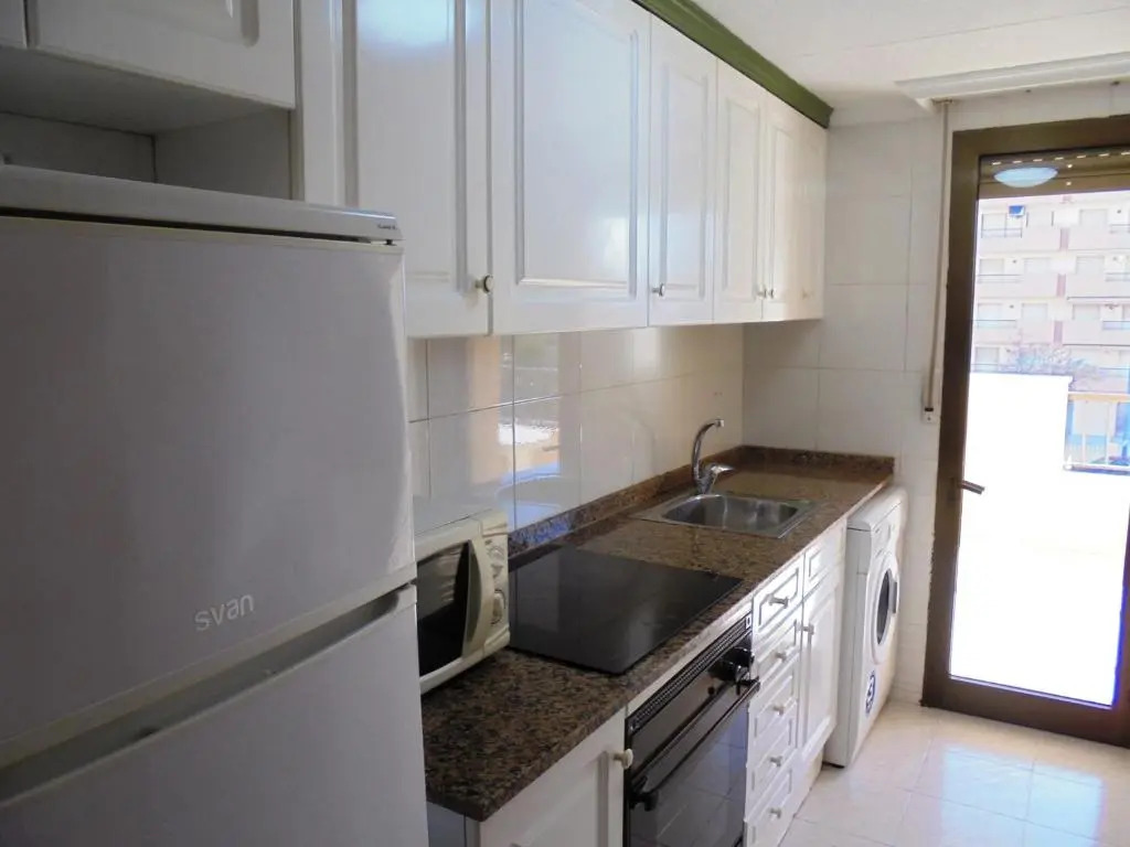 Apartamentos Alboran 4/6 Lek