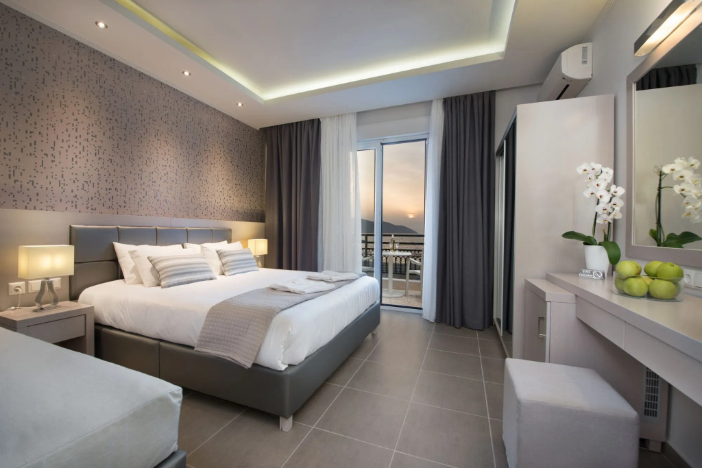Angelica Hotel